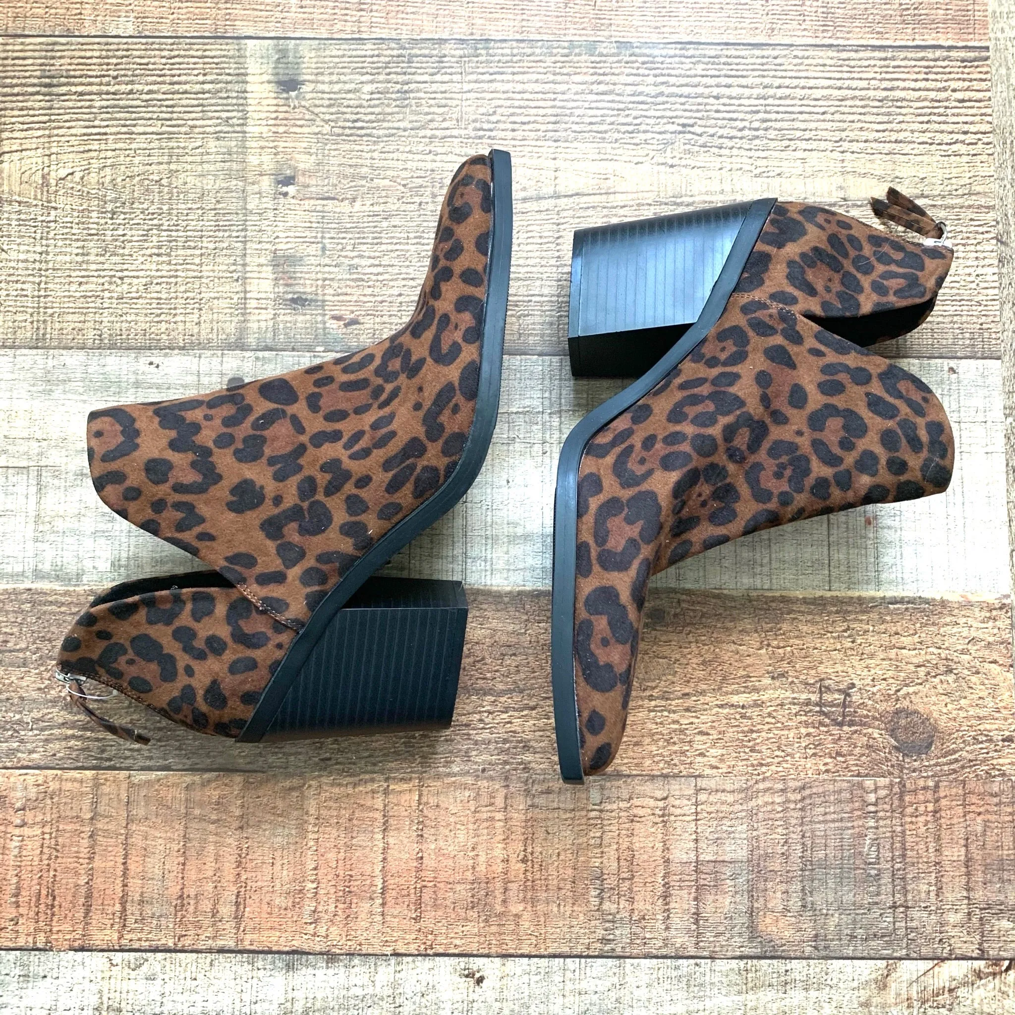 A New Day Suede Animal Print Booties- Size 9 (GREAT CONDITION)