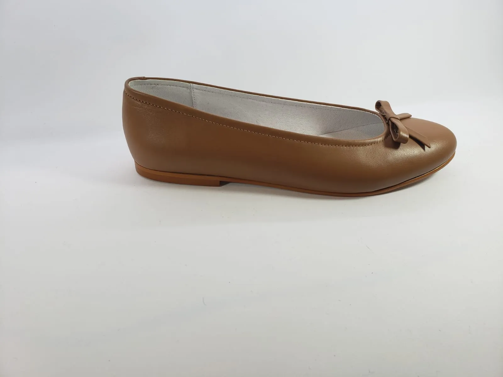 Shawn & Jeffery Cuero Tan Leather Flats